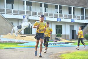 BIB: 464
                            <button type="button" onclick="openModal(5192805)" class="btn btn-primary btn-sm float-right btn-popup" data-toggle="modal" data-target=".modal-high-quality">
                        <i class="fas fa-shopping-cart"></i> Add to Cart
                    </button>
                                            <button type="button" onclick="isThisMe(5192805, true)" class="btn btn-success btn-sm float-right btn-popup btn-isme hidden" data-toggle="tooltip" data-placement="bottom" title="นี่คือรูปของคุณใช่ไหม คลิกที่นี่เพื่อเอาเข้าอัลบั้ม">
                        <i class="fas fa-plus"></i> Add to album
                    </button>
                    <button type="button" onclick="isThisMe(5192805, false)" class="btn btn-warning btn-sm float-right btn-popup btn-isnotme hidden">
                        <i class="fas fa-ban"></i> Remove from album
                    </button>