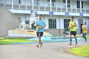 BIB: 
                            <button type="button" onclick="openModal(5242724)" class="btn btn-primary btn-sm float-right btn-popup" data-toggle="modal" data-target=".modal-high-quality">
                        <i class="fas fa-shopping-cart"></i> Add to Cart
                    </button>
                                            <button type="button" onclick="isThisMe(5242724, true)" class="btn btn-success btn-sm float-right btn-popup btn-isme hidden" data-toggle="tooltip" data-placement="bottom" title="นี่คือรูปของคุณใช่ไหม คลิกที่นี่เพื่อเอาเข้าอัลบั้ม">
                        <i class="fas fa-plus"></i> Add to album
                    </button>
                    <button type="button" onclick="isThisMe(5242724, false)" class="btn btn-warning btn-sm float-right btn-popup btn-isnotme hidden">
                        <i class="fas fa-ban"></i> Remove from album
                    </button>