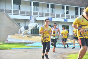 BIB: 105, 724
                            <button type="button" onclick="openModal(5191432)" class="btn btn-primary btn-sm float-right btn-popup" data-toggle="modal" data-target=".modal-high-quality">
                        <i class="fas fa-shopping-cart"></i> Add to Cart
                    </button>
                                            <button type="button" onclick="isThisMe(5191432, true)" class="btn btn-success btn-sm float-right btn-popup btn-isme hidden" data-toggle="tooltip" data-placement="bottom" title="นี่คือรูปของคุณใช่ไหม คลิกที่นี่เพื่อเอาเข้าอัลบั้ม">
                        <i class="fas fa-plus"></i> Add to album
                    </button>
                    <button type="button" onclick="isThisMe(5191432, false)" class="btn btn-warning btn-sm float-right btn-popup btn-isnotme hidden">
                        <i class="fas fa-ban"></i> Remove from album
                    </button>