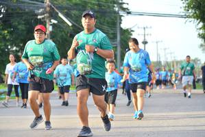 BIB: 1851
                            <button type="button" onclick="openModal(5117872)" class="btn btn-primary btn-sm float-right btn-popup" data-toggle="modal" data-target=".modal-high-quality">
                        <i class="fas fa-shopping-cart"></i> Add to Cart
                    </button>
                                            <button type="button" onclick="isThisMe(5117872, true)" class="btn btn-success btn-sm float-right btn-popup btn-isme hidden" data-toggle="tooltip" data-placement="bottom" title="นี่คือรูปของคุณใช่ไหม คลิกที่นี่เพื่อเอาเข้าอัลบั้ม">
                        <i class="fas fa-plus"></i> Add to album
                    </button>
                    <button type="button" onclick="isThisMe(5117872, false)" class="btn btn-warning btn-sm float-right btn-popup btn-isnotme hidden">
                        <i class="fas fa-ban"></i> Remove from album
                    </button>