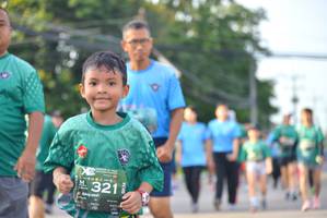 BIB: 321
                            <button type="button" onclick="openModal(5111002)" class="btn btn-primary btn-sm float-right btn-popup" data-toggle="modal" data-target=".modal-high-quality">
                        <i class="fas fa-shopping-cart"></i> Add to Cart
                    </button>
                                            <button type="button" onclick="isThisMe(5111002, true)" class="btn btn-success btn-sm float-right btn-popup btn-isme hidden" data-toggle="tooltip" data-placement="bottom" title="นี่คือรูปของคุณใช่ไหม คลิกที่นี่เพื่อเอาเข้าอัลบั้ม">
                        <i class="fas fa-plus"></i> Add to album
                    </button>
                    <button type="button" onclick="isThisMe(5111002, false)" class="btn btn-warning btn-sm float-right btn-popup btn-isnotme hidden">
                        <i class="fas fa-ban"></i> Remove from album
                    </button>