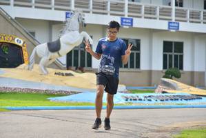 BIB: 0856
                            <button type="button" onclick="openModal(5236975)" class="btn btn-primary btn-sm float-right btn-popup" data-toggle="modal" data-target=".modal-high-quality">
                        <i class="fas fa-shopping-cart"></i> Add to Cart
                    </button>
                                            <button type="button" onclick="isThisMe(5236975, true)" class="btn btn-success btn-sm float-right btn-popup btn-isme hidden" data-toggle="tooltip" data-placement="bottom" title="นี่คือรูปของคุณใช่ไหม คลิกที่นี่เพื่อเอาเข้าอัลบั้ม">
                        <i class="fas fa-plus"></i> Add to album
                    </button>
                    <button type="button" onclick="isThisMe(5236975, false)" class="btn btn-warning btn-sm float-right btn-popup btn-isnotme hidden">
                        <i class="fas fa-ban"></i> Remove from album
                    </button>