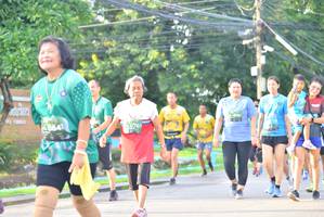 BIB: 384
                            <button type="button" onclick="openModal(5121722)" class="btn btn-primary btn-sm float-right btn-popup" data-toggle="modal" data-target=".modal-high-quality">
                        <i class="fas fa-shopping-cart"></i> Add to Cart
                    </button>
                                            <button type="button" onclick="isThisMe(5121722, true)" class="btn btn-success btn-sm float-right btn-popup btn-isme hidden" data-toggle="tooltip" data-placement="bottom" title="นี่คือรูปของคุณใช่ไหม คลิกที่นี่เพื่อเอาเข้าอัลบั้ม">
                        <i class="fas fa-plus"></i> Add to album
                    </button>
                    <button type="button" onclick="isThisMe(5121722, false)" class="btn btn-warning btn-sm float-right btn-popup btn-isnotme hidden">
                        <i class="fas fa-ban"></i> Remove from album
                    </button>