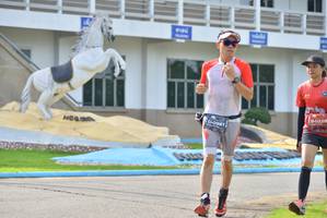 BIB: 022, 0961
                            <button type="button" onclick="openModal(5221272)" class="btn btn-primary btn-sm float-right btn-popup" data-toggle="modal" data-target=".modal-high-quality">
                        <i class="fas fa-shopping-cart"></i> Add to Cart
                    </button>
                                            <button type="button" onclick="isThisMe(5221272, true)" class="btn btn-success btn-sm float-right btn-popup btn-isme hidden" data-toggle="tooltip" data-placement="bottom" title="นี่คือรูปของคุณใช่ไหม คลิกที่นี่เพื่อเอาเข้าอัลบั้ม">
                        <i class="fas fa-plus"></i> Add to album
                    </button>
                    <button type="button" onclick="isThisMe(5221272, false)" class="btn btn-warning btn-sm float-right btn-popup btn-isnotme hidden">
                        <i class="fas fa-ban"></i> Remove from album
                    </button>