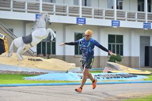 BIB: 3919
                            <button type="button" onclick="openModal(5236340)" class="btn btn-primary btn-sm float-right btn-popup" data-toggle="modal" data-target=".modal-high-quality">
                        <i class="fas fa-shopping-cart"></i> Add to Cart
                    </button>
                                            <button type="button" onclick="isThisMe(5236340, true)" class="btn btn-success btn-sm float-right btn-popup btn-isme hidden" data-toggle="tooltip" data-placement="bottom" title="นี่คือรูปของคุณใช่ไหม คลิกที่นี่เพื่อเอาเข้าอัลบั้ม">
                        <i class="fas fa-plus"></i> Add to album
                    </button>
                    <button type="button" onclick="isThisMe(5236340, false)" class="btn btn-warning btn-sm float-right btn-popup btn-isnotme hidden">
                        <i class="fas fa-ban"></i> Remove from album
                    </button>