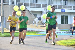 BIB: 
                            <button type="button" onclick="openModal(5130766)" class="btn btn-primary btn-sm float-right btn-popup" data-toggle="modal" data-target=".modal-high-quality">
                        <i class="fas fa-shopping-cart"></i> Add to Cart
                    </button>
                                            <button type="button" onclick="isThisMe(5130766, true)" class="btn btn-success btn-sm float-right btn-popup btn-isme hidden" data-toggle="tooltip" data-placement="bottom" title="นี่คือรูปของคุณใช่ไหม คลิกที่นี่เพื่อเอาเข้าอัลบั้ม">
                        <i class="fas fa-plus"></i> Add to album
                    </button>
                    <button type="button" onclick="isThisMe(5130766, false)" class="btn btn-warning btn-sm float-right btn-popup btn-isnotme hidden">
                        <i class="fas fa-ban"></i> Remove from album
                    </button>