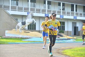 BIB: 
                            <button type="button" onclick="openModal(5188643)" class="btn btn-primary btn-sm float-right btn-popup" data-toggle="modal" data-target=".modal-high-quality">
                        <i class="fas fa-shopping-cart"></i> Add to Cart
                    </button>
                                            <button type="button" onclick="isThisMe(5188643, true)" class="btn btn-success btn-sm float-right btn-popup btn-isme hidden" data-toggle="tooltip" data-placement="bottom" title="นี่คือรูปของคุณใช่ไหม คลิกที่นี่เพื่อเอาเข้าอัลบั้ม">
                        <i class="fas fa-plus"></i> Add to album
                    </button>
                    <button type="button" onclick="isThisMe(5188643, false)" class="btn btn-warning btn-sm float-right btn-popup btn-isnotme hidden">
                        <i class="fas fa-ban"></i> Remove from album
                    </button>