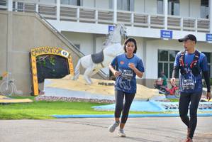 BIB: 0605, 0075
                            <button type="button" onclick="openModal(5233515)" class="btn btn-primary btn-sm float-right btn-popup" data-toggle="modal" data-target=".modal-high-quality">
                        <i class="fas fa-shopping-cart"></i> Add to Cart
                    </button>
                                            <button type="button" onclick="isThisMe(5233515, true)" class="btn btn-success btn-sm float-right btn-popup btn-isme hidden" data-toggle="tooltip" data-placement="bottom" title="นี่คือรูปของคุณใช่ไหม คลิกที่นี่เพื่อเอาเข้าอัลบั้ม">
                        <i class="fas fa-plus"></i> Add to album
                    </button>
                    <button type="button" onclick="isThisMe(5233515, false)" class="btn btn-warning btn-sm float-right btn-popup btn-isnotme hidden">
                        <i class="fas fa-ban"></i> Remove from album
                    </button>