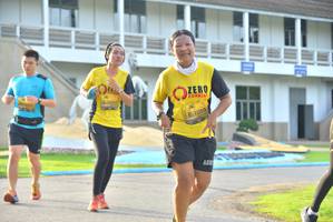 BIB: 1055
                            <button type="button" onclick="openModal(5193613)" class="btn btn-primary btn-sm float-right btn-popup" data-toggle="modal" data-target=".modal-high-quality">
                        <i class="fas fa-shopping-cart"></i> Add to Cart
                    </button>
                                            <button type="button" onclick="isThisMe(5193613, true)" class="btn btn-success btn-sm float-right btn-popup btn-isme hidden" data-toggle="tooltip" data-placement="bottom" title="นี่คือรูปของคุณใช่ไหม คลิกที่นี่เพื่อเอาเข้าอัลบั้ม">
                        <i class="fas fa-plus"></i> Add to album
                    </button>
                    <button type="button" onclick="isThisMe(5193613, false)" class="btn btn-warning btn-sm float-right btn-popup btn-isnotme hidden">
                        <i class="fas fa-ban"></i> Remove from album
                    </button>