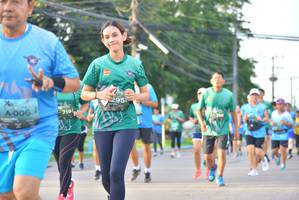 BIB: 295, 006, 719
                            <button type="button" onclick="openModal(5064225)" class="btn btn-primary btn-sm float-right btn-popup" data-toggle="modal" data-target=".modal-high-quality">
                        <i class="fas fa-shopping-cart"></i> Add to Cart
                    </button>
                                            <button type="button" onclick="isThisMe(5064225, true)" class="btn btn-success btn-sm float-right btn-popup btn-isme hidden" data-toggle="tooltip" data-placement="bottom" title="นี่คือรูปของคุณใช่ไหม คลิกที่นี่เพื่อเอาเข้าอัลบั้ม">
                        <i class="fas fa-plus"></i> Add to album
                    </button>
                    <button type="button" onclick="isThisMe(5064225, false)" class="btn btn-warning btn-sm float-right btn-popup btn-isnotme hidden">
                        <i class="fas fa-ban"></i> Remove from album
                    </button>