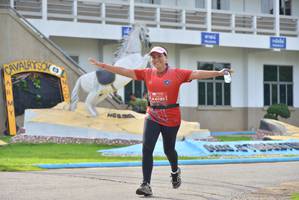 BIB: 0191
                            <button type="button" onclick="openModal(5222500)" class="btn btn-primary btn-sm float-right btn-popup" data-toggle="modal" data-target=".modal-high-quality">
                        <i class="fas fa-shopping-cart"></i> Add to Cart
                    </button>
                                            <button type="button" onclick="isThisMe(5222500, true)" class="btn btn-success btn-sm float-right btn-popup btn-isme hidden" data-toggle="tooltip" data-placement="bottom" title="นี่คือรูปของคุณใช่ไหม คลิกที่นี่เพื่อเอาเข้าอัลบั้ม">
                        <i class="fas fa-plus"></i> Add to album
                    </button>
                    <button type="button" onclick="isThisMe(5222500, false)" class="btn btn-warning btn-sm float-right btn-popup btn-isnotme hidden">
                        <i class="fas fa-ban"></i> Remove from album
                    </button>