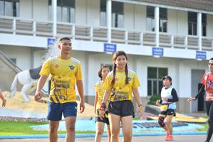 BIB: 0807, 0806
                            <button type="button" onclick="openModal(5204586)" class="btn btn-primary btn-sm float-right btn-popup" data-toggle="modal" data-target=".modal-high-quality">
                        <i class="fas fa-shopping-cart"></i> Add to Cart
                    </button>
                                            <button type="button" onclick="isThisMe(5204586, true)" class="btn btn-success btn-sm float-right btn-popup btn-isme hidden" data-toggle="tooltip" data-placement="bottom" title="นี่คือรูปของคุณใช่ไหม คลิกที่นี่เพื่อเอาเข้าอัลบั้ม">
                        <i class="fas fa-plus"></i> Add to album
                    </button>
                    <button type="button" onclick="isThisMe(5204586, false)" class="btn btn-warning btn-sm float-right btn-popup btn-isnotme hidden">
                        <i class="fas fa-ban"></i> Remove from album
                    </button>
