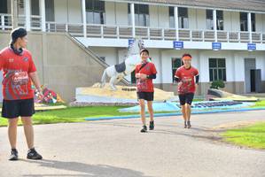 BIB: 0034
                            <button type="button" onclick="openModal(5219840)" class="btn btn-primary btn-sm float-right btn-popup" data-toggle="modal" data-target=".modal-high-quality">
                        <i class="fas fa-shopping-cart"></i> Add to Cart
                    </button>
                                            <button type="button" onclick="isThisMe(5219840, true)" class="btn btn-success btn-sm float-right btn-popup btn-isme hidden" data-toggle="tooltip" data-placement="bottom" title="นี่คือรูปของคุณใช่ไหม คลิกที่นี่เพื่อเอาเข้าอัลบั้ม">
                        <i class="fas fa-plus"></i> Add to album
                    </button>
                    <button type="button" onclick="isThisMe(5219840, false)" class="btn btn-warning btn-sm float-right btn-popup btn-isnotme hidden">
                        <i class="fas fa-ban"></i> Remove from album
                    </button>