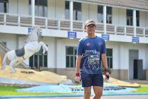 BIB: 0750
                            <button type="button" onclick="openModal(5239185)" class="btn btn-primary btn-sm float-right btn-popup" data-toggle="modal" data-target=".modal-high-quality">
                        <i class="fas fa-shopping-cart"></i> Add to Cart
                    </button>
                                            <button type="button" onclick="isThisMe(5239185, true)" class="btn btn-success btn-sm float-right btn-popup btn-isme hidden" data-toggle="tooltip" data-placement="bottom" title="นี่คือรูปของคุณใช่ไหม คลิกที่นี่เพื่อเอาเข้าอัลบั้ม">
                        <i class="fas fa-plus"></i> Add to album
                    </button>
                    <button type="button" onclick="isThisMe(5239185, false)" class="btn btn-warning btn-sm float-right btn-popup btn-isnotme hidden">
                        <i class="fas fa-ban"></i> Remove from album
                    </button>