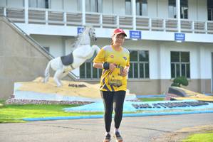 BIB: 0189
                            <button type="button" onclick="openModal(5194287)" class="btn btn-primary btn-sm float-right btn-popup" data-toggle="modal" data-target=".modal-high-quality">
                        <i class="fas fa-shopping-cart"></i> Add to Cart
                    </button>
                                            <button type="button" onclick="isThisMe(5194287, true)" class="btn btn-success btn-sm float-right btn-popup btn-isme hidden" data-toggle="tooltip" data-placement="bottom" title="นี่คือรูปของคุณใช่ไหม คลิกที่นี่เพื่อเอาเข้าอัลบั้ม">
                        <i class="fas fa-plus"></i> Add to album
                    </button>
                    <button type="button" onclick="isThisMe(5194287, false)" class="btn btn-warning btn-sm float-right btn-popup btn-isnotme hidden">
                        <i class="fas fa-ban"></i> Remove from album
                    </button>