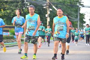 BIB: 2371, 238
                            <button type="button" onclick="openModal(5062275)" class="btn btn-primary btn-sm float-right btn-popup" data-toggle="modal" data-target=".modal-high-quality">
                        <i class="fas fa-shopping-cart"></i> Add to Cart
                    </button>
                                            <button type="button" onclick="isThisMe(5062275, true)" class="btn btn-success btn-sm float-right btn-popup btn-isme hidden" data-toggle="tooltip" data-placement="bottom" title="นี่คือรูปของคุณใช่ไหม คลิกที่นี่เพื่อเอาเข้าอัลบั้ม">
                        <i class="fas fa-plus"></i> Add to album
                    </button>
                    <button type="button" onclick="isThisMe(5062275, false)" class="btn btn-warning btn-sm float-right btn-popup btn-isnotme hidden">
                        <i class="fas fa-ban"></i> Remove from album
                    </button>