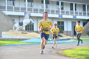 BIB: 194
                            <button type="button" onclick="openModal(5135188)" class="btn btn-primary btn-sm float-right btn-popup" data-toggle="modal" data-target=".modal-high-quality">
                        <i class="fas fa-shopping-cart"></i> Add to Cart
                    </button>
                                            <button type="button" onclick="isThisMe(5135188, true)" class="btn btn-success btn-sm float-right btn-popup btn-isme hidden" data-toggle="tooltip" data-placement="bottom" title="นี่คือรูปของคุณใช่ไหม คลิกที่นี่เพื่อเอาเข้าอัลบั้ม">
                        <i class="fas fa-plus"></i> Add to album
                    </button>
                    <button type="button" onclick="isThisMe(5135188, false)" class="btn btn-warning btn-sm float-right btn-popup btn-isnotme hidden">
                        <i class="fas fa-ban"></i> Remove from album
                    </button>