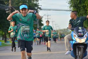 BIB: 090
                            <button type="button" onclick="openModal(5242480)" class="btn btn-primary btn-sm float-right btn-popup" data-toggle="modal" data-target=".modal-high-quality">
                        <i class="fas fa-shopping-cart"></i> Add to Cart
                    </button>
                                            <button type="button" onclick="isThisMe(5242480, true)" class="btn btn-success btn-sm float-right btn-popup btn-isme hidden" data-toggle="tooltip" data-placement="bottom" title="นี่คือรูปของคุณใช่ไหม คลิกที่นี่เพื่อเอาเข้าอัลบั้ม">
                        <i class="fas fa-plus"></i> Add to album
                    </button>
                    <button type="button" onclick="isThisMe(5242480, false)" class="btn btn-warning btn-sm float-right btn-popup btn-isnotme hidden">
                        <i class="fas fa-ban"></i> Remove from album
                    </button>