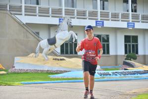 BIB: 0495
                            <button type="button" onclick="openModal(5219372)" class="btn btn-primary btn-sm float-right btn-popup" data-toggle="modal" data-target=".modal-high-quality">
                        <i class="fas fa-shopping-cart"></i> Add to Cart
                    </button>
                                            <button type="button" onclick="isThisMe(5219372, true)" class="btn btn-success btn-sm float-right btn-popup btn-isme hidden" data-toggle="tooltip" data-placement="bottom" title="นี่คือรูปของคุณใช่ไหม คลิกที่นี่เพื่อเอาเข้าอัลบั้ม">
                        <i class="fas fa-plus"></i> Add to album
                    </button>
                    <button type="button" onclick="isThisMe(5219372, false)" class="btn btn-warning btn-sm float-right btn-popup btn-isnotme hidden">
                        <i class="fas fa-ban"></i> Remove from album
                    </button>