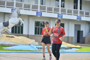 BIB: 157, 0156
                            <button type="button" onclick="openModal(5221051)" class="btn btn-primary btn-sm float-right btn-popup" data-toggle="modal" data-target=".modal-high-quality">
                        <i class="fas fa-shopping-cart"></i> Add to Cart
                    </button>
                                            <button type="button" onclick="isThisMe(5221051, true)" class="btn btn-success btn-sm float-right btn-popup btn-isme hidden" data-toggle="tooltip" data-placement="bottom" title="นี่คือรูปของคุณใช่ไหม คลิกที่นี่เพื่อเอาเข้าอัลบั้ม">
                        <i class="fas fa-plus"></i> Add to album
                    </button>
                    <button type="button" onclick="isThisMe(5221051, false)" class="btn btn-warning btn-sm float-right btn-popup btn-isnotme hidden">
                        <i class="fas fa-ban"></i> Remove from album
                    </button>