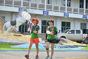 BIB: 
                            <button type="button" onclick="openModal(5231504)" class="btn btn-primary btn-sm float-right btn-popup" data-toggle="modal" data-target=".modal-high-quality">
                        <i class="fas fa-shopping-cart"></i> Add to Cart
                    </button>
                                            <button type="button" onclick="isThisMe(5231504, true)" class="btn btn-success btn-sm float-right btn-popup btn-isme hidden" data-toggle="tooltip" data-placement="bottom" title="นี่คือรูปของคุณใช่ไหม คลิกที่นี่เพื่อเอาเข้าอัลบั้ม">
                        <i class="fas fa-plus"></i> Add to album
                    </button>
                    <button type="button" onclick="isThisMe(5231504, false)" class="btn btn-warning btn-sm float-right btn-popup btn-isnotme hidden">
                        <i class="fas fa-ban"></i> Remove from album
                    </button>