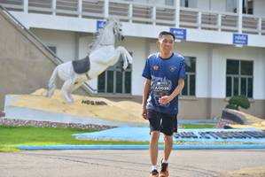 BIB: 0039
                            <button type="button" onclick="openModal(5220147)" class="btn btn-primary btn-sm float-right btn-popup" data-toggle="modal" data-target=".modal-high-quality">
                        <i class="fas fa-shopping-cart"></i> Add to Cart
                    </button>
                                            <button type="button" onclick="isThisMe(5220147, true)" class="btn btn-success btn-sm float-right btn-popup btn-isme hidden" data-toggle="tooltip" data-placement="bottom" title="นี่คือรูปของคุณใช่ไหม คลิกที่นี่เพื่อเอาเข้าอัลบั้ม">
                        <i class="fas fa-plus"></i> Add to album
                    </button>
                    <button type="button" onclick="isThisMe(5220147, false)" class="btn btn-warning btn-sm float-right btn-popup btn-isnotme hidden">
                        <i class="fas fa-ban"></i> Remove from album
                    </button>