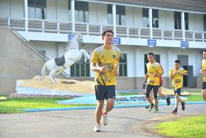 BIB: 087
                            <button type="button" onclick="openModal(5190052)" class="btn btn-primary btn-sm float-right btn-popup" data-toggle="modal" data-target=".modal-high-quality">
                        <i class="fas fa-shopping-cart"></i> Add to Cart
                    </button>
                                            <button type="button" onclick="isThisMe(5190052, true)" class="btn btn-success btn-sm float-right btn-popup btn-isme hidden" data-toggle="tooltip" data-placement="bottom" title="นี่คือรูปของคุณใช่ไหม คลิกที่นี่เพื่อเอาเข้าอัลบั้ม">
                        <i class="fas fa-plus"></i> Add to album
                    </button>
                    <button type="button" onclick="isThisMe(5190052, false)" class="btn btn-warning btn-sm float-right btn-popup btn-isnotme hidden">
                        <i class="fas fa-ban"></i> Remove from album
                    </button>