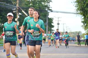 BIB: 514, 068
                            <button type="button" onclick="openModal(5058145)" class="btn btn-primary btn-sm float-right btn-popup" data-toggle="modal" data-target=".modal-high-quality">
                        <i class="fas fa-shopping-cart"></i> Add to Cart
                    </button>
                                            <button type="button" onclick="isThisMe(5058145, true)" class="btn btn-success btn-sm float-right btn-popup btn-isme hidden" data-toggle="tooltip" data-placement="bottom" title="นี่คือรูปของคุณใช่ไหม คลิกที่นี่เพื่อเอาเข้าอัลบั้ม">
                        <i class="fas fa-plus"></i> Add to album
                    </button>
                    <button type="button" onclick="isThisMe(5058145, false)" class="btn btn-warning btn-sm float-right btn-popup btn-isnotme hidden">
                        <i class="fas fa-ban"></i> Remove from album
                    </button>