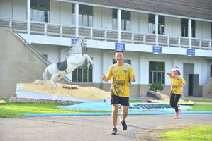 BIB: 1203
                            <button type="button" onclick="openModal(5188600)" class="btn btn-primary btn-sm float-right btn-popup" data-toggle="modal" data-target=".modal-high-quality">
                        <i class="fas fa-shopping-cart"></i> Add to Cart
                    </button>
                                            <button type="button" onclick="isThisMe(5188600, true)" class="btn btn-success btn-sm float-right btn-popup btn-isme hidden" data-toggle="tooltip" data-placement="bottom" title="นี่คือรูปของคุณใช่ไหม คลิกที่นี่เพื่อเอาเข้าอัลบั้ม">
                        <i class="fas fa-plus"></i> Add to album
                    </button>
                    <button type="button" onclick="isThisMe(5188600, false)" class="btn btn-warning btn-sm float-right btn-popup btn-isnotme hidden">
                        <i class="fas fa-ban"></i> Remove from album
                    </button>