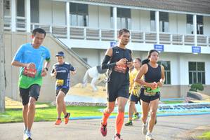 BIB: 0139, 0328
                            <button type="button" onclick="openModal(5193818)" class="btn btn-primary btn-sm float-right btn-popup" data-toggle="modal" data-target=".modal-high-quality">
                        <i class="fas fa-shopping-cart"></i> Add to Cart
                    </button>
                                            <button type="button" onclick="isThisMe(5193818, true)" class="btn btn-success btn-sm float-right btn-popup btn-isme hidden" data-toggle="tooltip" data-placement="bottom" title="นี่คือรูปของคุณใช่ไหม คลิกที่นี่เพื่อเอาเข้าอัลบั้ม">
                        <i class="fas fa-plus"></i> Add to album
                    </button>
                    <button type="button" onclick="isThisMe(5193818, false)" class="btn btn-warning btn-sm float-right btn-popup btn-isnotme hidden">
                        <i class="fas fa-ban"></i> Remove from album
                    </button>