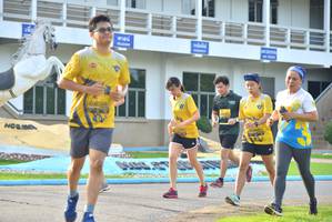BIB: 0726, 
                            <button type="button" onclick="openModal(5200829)" class="btn btn-primary btn-sm float-right btn-popup" data-toggle="modal" data-target=".modal-high-quality">
                        <i class="fas fa-shopping-cart"></i> Add to Cart
                    </button>
                                            <button type="button" onclick="isThisMe(5200829, true)" class="btn btn-success btn-sm float-right btn-popup btn-isme hidden" data-toggle="tooltip" data-placement="bottom" title="นี่คือรูปของคุณใช่ไหม คลิกที่นี่เพื่อเอาเข้าอัลบั้ม">
                        <i class="fas fa-plus"></i> Add to album
                    </button>
                    <button type="button" onclick="isThisMe(5200829, false)" class="btn btn-warning btn-sm float-right btn-popup btn-isnotme hidden">
                        <i class="fas fa-ban"></i> Remove from album
                    </button>