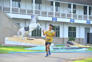 BIB: 
                            <button type="button" onclick="openModal(5131953)" class="btn btn-primary btn-sm float-right btn-popup" data-toggle="modal" data-target=".modal-high-quality">
                        <i class="fas fa-shopping-cart"></i> Add to Cart
                    </button>
                                            <button type="button" onclick="isThisMe(5131953, true)" class="btn btn-success btn-sm float-right btn-popup btn-isme hidden" data-toggle="tooltip" data-placement="bottom" title="นี่คือรูปของคุณใช่ไหม คลิกที่นี่เพื่อเอาเข้าอัลบั้ม">
                        <i class="fas fa-plus"></i> Add to album
                    </button>
                    <button type="button" onclick="isThisMe(5131953, false)" class="btn btn-warning btn-sm float-right btn-popup btn-isnotme hidden">
                        <i class="fas fa-ban"></i> Remove from album
                    </button>