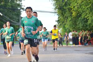 BIB: 651
                            <button type="button" onclick="openModal(5052923)" class="btn btn-primary btn-sm float-right btn-popup" data-toggle="modal" data-target=".modal-high-quality">
                        <i class="fas fa-shopping-cart"></i> Add to Cart
                    </button>
                                            <button type="button" onclick="isThisMe(5052923, true)" class="btn btn-success btn-sm float-right btn-popup btn-isme hidden" data-toggle="tooltip" data-placement="bottom" title="นี่คือรูปของคุณใช่ไหม คลิกที่นี่เพื่อเอาเข้าอัลบั้ม">
                        <i class="fas fa-plus"></i> Add to album
                    </button>
                    <button type="button" onclick="isThisMe(5052923, false)" class="btn btn-warning btn-sm float-right btn-popup btn-isnotme hidden">
                        <i class="fas fa-ban"></i> Remove from album
                    </button>