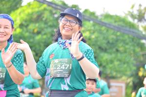 BIB: 247
                            <button type="button" onclick="openModal(5120221)" class="btn btn-primary btn-sm float-right btn-popup" data-toggle="modal" data-target=".modal-high-quality">
                        <i class="fas fa-shopping-cart"></i> Add to Cart
                    </button>
                                            <button type="button" onclick="isThisMe(5120221, true)" class="btn btn-success btn-sm float-right btn-popup btn-isme hidden" data-toggle="tooltip" data-placement="bottom" title="นี่คือรูปของคุณใช่ไหม คลิกที่นี่เพื่อเอาเข้าอัลบั้ม">
                        <i class="fas fa-plus"></i> Add to album
                    </button>
                    <button type="button" onclick="isThisMe(5120221, false)" class="btn btn-warning btn-sm float-right btn-popup btn-isnotme hidden">
                        <i class="fas fa-ban"></i> Remove from album
                    </button>