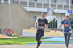 BIB: 461, 0176
                            <button type="button" onclick="openModal(5220154)" class="btn btn-primary btn-sm float-right btn-popup" data-toggle="modal" data-target=".modal-high-quality">
                        <i class="fas fa-shopping-cart"></i> Add to Cart
                    </button>
                                            <button type="button" onclick="isThisMe(5220154, true)" class="btn btn-success btn-sm float-right btn-popup btn-isme hidden" data-toggle="tooltip" data-placement="bottom" title="นี่คือรูปของคุณใช่ไหม คลิกที่นี่เพื่อเอาเข้าอัลบั้ม">
                        <i class="fas fa-plus"></i> Add to album
                    </button>
                    <button type="button" onclick="isThisMe(5220154, false)" class="btn btn-warning btn-sm float-right btn-popup btn-isnotme hidden">
                        <i class="fas fa-ban"></i> Remove from album
                    </button>