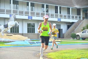 BIB: 1132
                            <button type="button" onclick="openModal(5189065)" class="btn btn-primary btn-sm float-right btn-popup" data-toggle="modal" data-target=".modal-high-quality">
                        <i class="fas fa-shopping-cart"></i> Add to Cart
                    </button>
                                            <button type="button" onclick="isThisMe(5189065, true)" class="btn btn-success btn-sm float-right btn-popup btn-isme hidden" data-toggle="tooltip" data-placement="bottom" title="นี่คือรูปของคุณใช่ไหม คลิกที่นี่เพื่อเอาเข้าอัลบั้ม">
                        <i class="fas fa-plus"></i> Add to album
                    </button>
                    <button type="button" onclick="isThisMe(5189065, false)" class="btn btn-warning btn-sm float-right btn-popup btn-isnotme hidden">
                        <i class="fas fa-ban"></i> Remove from album
                    </button>