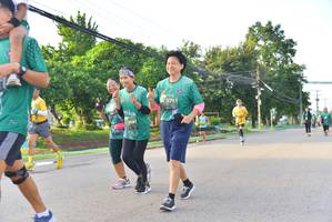 BIB: 3711
                            <button type="button" onclick="openModal(5130090)" class="btn btn-primary btn-sm float-right btn-popup" data-toggle="modal" data-target=".modal-high-quality">
                        <i class="fas fa-shopping-cart"></i> Add to Cart
                    </button>
                                            <button type="button" onclick="isThisMe(5130090, true)" class="btn btn-success btn-sm float-right btn-popup btn-isme hidden" data-toggle="tooltip" data-placement="bottom" title="นี่คือรูปของคุณใช่ไหม คลิกที่นี่เพื่อเอาเข้าอัลบั้ม">
                        <i class="fas fa-plus"></i> Add to album
                    </button>
                    <button type="button" onclick="isThisMe(5130090, false)" class="btn btn-warning btn-sm float-right btn-popup btn-isnotme hidden">
                        <i class="fas fa-ban"></i> Remove from album
                    </button>