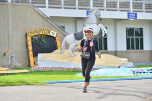 BIB: 1098
                            <button type="button" onclick="openModal(5241586)" class="btn btn-primary btn-sm float-right btn-popup" data-toggle="modal" data-target=".modal-high-quality">
                        <i class="fas fa-shopping-cart"></i> Add to Cart
                    </button>
                                            <button type="button" onclick="isThisMe(5241586, true)" class="btn btn-success btn-sm float-right btn-popup btn-isme hidden" data-toggle="tooltip" data-placement="bottom" title="นี่คือรูปของคุณใช่ไหม คลิกที่นี่เพื่อเอาเข้าอัลบั้ม">
                        <i class="fas fa-plus"></i> Add to album
                    </button>
                    <button type="button" onclick="isThisMe(5241586, false)" class="btn btn-warning btn-sm float-right btn-popup btn-isnotme hidden">
                        <i class="fas fa-ban"></i> Remove from album
                    </button>