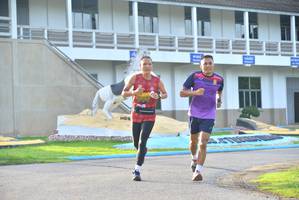 BIB: 
                            <button type="button" onclick="openModal(5133662)" class="btn btn-primary btn-sm float-right btn-popup" data-toggle="modal" data-target=".modal-high-quality">
                        <i class="fas fa-shopping-cart"></i> Add to Cart
                    </button>
                                            <button type="button" onclick="isThisMe(5133662, true)" class="btn btn-success btn-sm float-right btn-popup btn-isme hidden" data-toggle="tooltip" data-placement="bottom" title="นี่คือรูปของคุณใช่ไหม คลิกที่นี่เพื่อเอาเข้าอัลบั้ม">
                        <i class="fas fa-plus"></i> Add to album
                    </button>
                    <button type="button" onclick="isThisMe(5133662, false)" class="btn btn-warning btn-sm float-right btn-popup btn-isnotme hidden">
                        <i class="fas fa-ban"></i> Remove from album
                    </button>