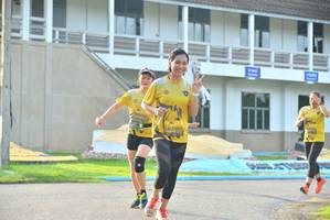 BIB: 1053
                            <button type="button" onclick="openModal(5190963)" class="btn btn-primary btn-sm float-right btn-popup" data-toggle="modal" data-target=".modal-high-quality">
                        <i class="fas fa-shopping-cart"></i> Add to Cart
                    </button>
                                            <button type="button" onclick="isThisMe(5190963, true)" class="btn btn-success btn-sm float-right btn-popup btn-isme hidden" data-toggle="tooltip" data-placement="bottom" title="นี่คือรูปของคุณใช่ไหม คลิกที่นี่เพื่อเอาเข้าอัลบั้ม">
                        <i class="fas fa-plus"></i> Add to album
                    </button>
                    <button type="button" onclick="isThisMe(5190963, false)" class="btn btn-warning btn-sm float-right btn-popup btn-isnotme hidden">
                        <i class="fas fa-ban"></i> Remove from album
                    </button>