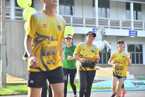 BIB: 1266, 0134, 410
                            <button type="button" onclick="openModal(5202773)" class="btn btn-primary btn-sm float-right btn-popup" data-toggle="modal" data-target=".modal-high-quality">
                        <i class="fas fa-shopping-cart"></i> Add to Cart
                    </button>
                                            <button type="button" onclick="isThisMe(5202773, true)" class="btn btn-success btn-sm float-right btn-popup btn-isme hidden" data-toggle="tooltip" data-placement="bottom" title="นี่คือรูปของคุณใช่ไหม คลิกที่นี่เพื่อเอาเข้าอัลบั้ม">
                        <i class="fas fa-plus"></i> Add to album
                    </button>
                    <button type="button" onclick="isThisMe(5202773, false)" class="btn btn-warning btn-sm float-right btn-popup btn-isnotme hidden">
                        <i class="fas fa-ban"></i> Remove from album
                    </button>