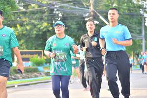 BIB: 4011
                            <button type="button" onclick="openModal(5114157)" class="btn btn-primary btn-sm float-right btn-popup" data-toggle="modal" data-target=".modal-high-quality">
                        <i class="fas fa-shopping-cart"></i> Add to Cart
                    </button>
                                            <button type="button" onclick="isThisMe(5114157, true)" class="btn btn-success btn-sm float-right btn-popup btn-isme hidden" data-toggle="tooltip" data-placement="bottom" title="นี่คือรูปของคุณใช่ไหม คลิกที่นี่เพื่อเอาเข้าอัลบั้ม">
                        <i class="fas fa-plus"></i> Add to album
                    </button>
                    <button type="button" onclick="isThisMe(5114157, false)" class="btn btn-warning btn-sm float-right btn-popup btn-isnotme hidden">
                        <i class="fas fa-ban"></i> Remove from album
                    </button>