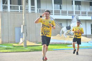 BIB: 087
                            <button type="button" onclick="openModal(5190253)" class="btn btn-primary btn-sm float-right btn-popup" data-toggle="modal" data-target=".modal-high-quality">
                        <i class="fas fa-shopping-cart"></i> Add to Cart
                    </button>
                                            <button type="button" onclick="isThisMe(5190253, true)" class="btn btn-success btn-sm float-right btn-popup btn-isme hidden" data-toggle="tooltip" data-placement="bottom" title="นี่คือรูปของคุณใช่ไหม คลิกที่นี่เพื่อเอาเข้าอัลบั้ม">
                        <i class="fas fa-plus"></i> Add to album
                    </button>
                    <button type="button" onclick="isThisMe(5190253, false)" class="btn btn-warning btn-sm float-right btn-popup btn-isnotme hidden">
                        <i class="fas fa-ban"></i> Remove from album
                    </button>