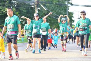 BIB: 611
                            <button type="button" onclick="openModal(5242572)" class="btn btn-primary btn-sm float-right btn-popup" data-toggle="modal" data-target=".modal-high-quality">
                        <i class="fas fa-shopping-cart"></i> Add to Cart
                    </button>
                                            <button type="button" onclick="isThisMe(5242572, true)" class="btn btn-success btn-sm float-right btn-popup btn-isme hidden" data-toggle="tooltip" data-placement="bottom" title="นี่คือรูปของคุณใช่ไหม คลิกที่นี่เพื่อเอาเข้าอัลบั้ม">
                        <i class="fas fa-plus"></i> Add to album
                    </button>
                    <button type="button" onclick="isThisMe(5242572, false)" class="btn btn-warning btn-sm float-right btn-popup btn-isnotme hidden">
                        <i class="fas fa-ban"></i> Remove from album
                    </button>