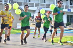 BIB: 
                            <button type="button" onclick="openModal(5130762)" class="btn btn-primary btn-sm float-right btn-popup" data-toggle="modal" data-target=".modal-high-quality">
                        <i class="fas fa-shopping-cart"></i> Add to Cart
                    </button>
                                            <button type="button" onclick="isThisMe(5130762, true)" class="btn btn-success btn-sm float-right btn-popup btn-isme hidden" data-toggle="tooltip" data-placement="bottom" title="นี่คือรูปของคุณใช่ไหม คลิกที่นี่เพื่อเอาเข้าอัลบั้ม">
                        <i class="fas fa-plus"></i> Add to album
                    </button>
                    <button type="button" onclick="isThisMe(5130762, false)" class="btn btn-warning btn-sm float-right btn-popup btn-isnotme hidden">
                        <i class="fas fa-ban"></i> Remove from album
                    </button>