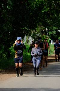 BIB: 0629, 823
                            <button type="button" onclick="openModal(5207270)" class="btn btn-primary btn-sm float-right btn-popup" data-toggle="modal" data-target=".modal-high-quality">
                        <i class="fas fa-shopping-cart"></i> Add to Cart
                    </button>
                                            <button type="button" onclick="isThisMe(5207270, true)" class="btn btn-success btn-sm float-right btn-popup btn-isme hidden" data-toggle="tooltip" data-placement="bottom" title="นี่คือรูปของคุณใช่ไหม คลิกที่นี่เพื่อเอาเข้าอัลบั้ม">
                        <i class="fas fa-plus"></i> Add to album
                    </button>
                    <button type="button" onclick="isThisMe(5207270, false)" class="btn btn-warning btn-sm float-right btn-popup btn-isnotme hidden">
                        <i class="fas fa-ban"></i> Remove from album
                    </button>