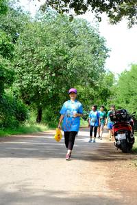 BIB: 4219
                            <button type="button" onclick="openModal(5207365)" class="btn btn-primary btn-sm float-right btn-popup" data-toggle="modal" data-target=".modal-high-quality">
                        <i class="fas fa-shopping-cart"></i> Add to Cart
                    </button>
                                            <button type="button" onclick="isThisMe(5207365, true)" class="btn btn-success btn-sm float-right btn-popup btn-isme hidden" data-toggle="tooltip" data-placement="bottom" title="นี่คือรูปของคุณใช่ไหม คลิกที่นี่เพื่อเอาเข้าอัลบั้ม">
                        <i class="fas fa-plus"></i> Add to album
                    </button>
                    <button type="button" onclick="isThisMe(5207365, false)" class="btn btn-warning btn-sm float-right btn-popup btn-isnotme hidden">
                        <i class="fas fa-ban"></i> Remove from album
                    </button>