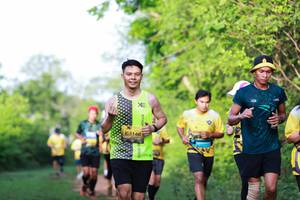 BIB: 1146
                            <button type="button" onclick="openModal(5071049)" class="btn btn-primary btn-sm float-right btn-popup" data-toggle="modal" data-target=".modal-high-quality">
                        <i class="fas fa-shopping-cart"></i> Add to Cart
                    </button>
                                            <button type="button" onclick="isThisMe(5071049, true)" class="btn btn-success btn-sm float-right btn-popup btn-isme hidden" data-toggle="tooltip" data-placement="bottom" title="นี่คือรูปของคุณใช่ไหม คลิกที่นี่เพื่อเอาเข้าอัลบั้ม">
                        <i class="fas fa-plus"></i> Add to album
                    </button>
                    <button type="button" onclick="isThisMe(5071049, false)" class="btn btn-warning btn-sm float-right btn-popup btn-isnotme hidden">
                        <i class="fas fa-ban"></i> Remove from album
                    </button>