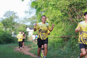 BIB: 0407
                            <button type="button" onclick="openModal(5067332)" class="btn btn-primary btn-sm float-right btn-popup" data-toggle="modal" data-target=".modal-high-quality">
                        <i class="fas fa-shopping-cart"></i> Add to Cart
                    </button>
                                            <button type="button" onclick="isThisMe(5067332, true)" class="btn btn-success btn-sm float-right btn-popup btn-isme hidden" data-toggle="tooltip" data-placement="bottom" title="นี่คือรูปของคุณใช่ไหม คลิกที่นี่เพื่อเอาเข้าอัลบั้ม">
                        <i class="fas fa-plus"></i> Add to album
                    </button>
                    <button type="button" onclick="isThisMe(5067332, false)" class="btn btn-warning btn-sm float-right btn-popup btn-isnotme hidden">
                        <i class="fas fa-ban"></i> Remove from album
                    </button>