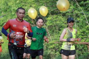 BIB: 0133, 0177
                            <button type="button" onclick="openModal(5135513)" class="btn btn-primary btn-sm float-right btn-popup" data-toggle="modal" data-target=".modal-high-quality">
                        <i class="fas fa-shopping-cart"></i> Add to Cart
                    </button>
                                            <button type="button" onclick="isThisMe(5135513, true)" class="btn btn-success btn-sm float-right btn-popup btn-isme hidden" data-toggle="tooltip" data-placement="bottom" title="นี่คือรูปของคุณใช่ไหม คลิกที่นี่เพื่อเอาเข้าอัลบั้ม">
                        <i class="fas fa-plus"></i> Add to album
                    </button>
                    <button type="button" onclick="isThisMe(5135513, false)" class="btn btn-warning btn-sm float-right btn-popup btn-isnotme hidden">
                        <i class="fas fa-ban"></i> Remove from album
                    </button>